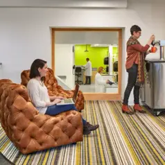 How co-working labs reduce costs and accelerate progress for biotech start-ups